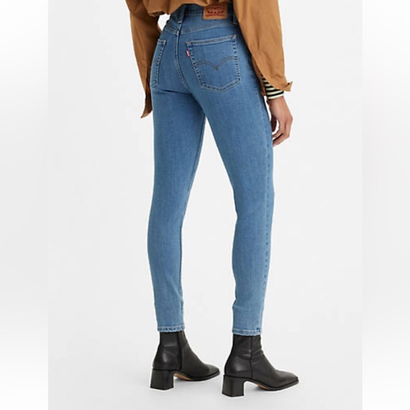 Levi’s 721 Jeans - Picture 2 of 7